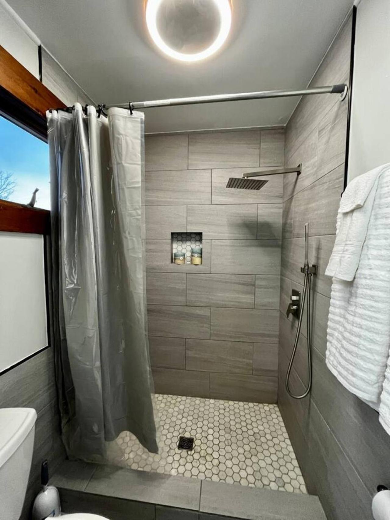 2 Bed Berkshire Getaway Minutes To Jiminy Peak Ski Hancock Buitenkant foto